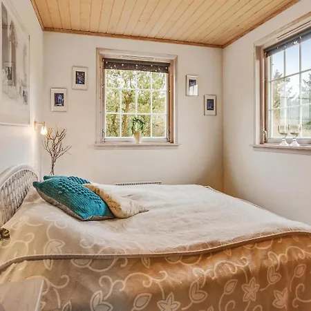 Three-bedroom Holiday In